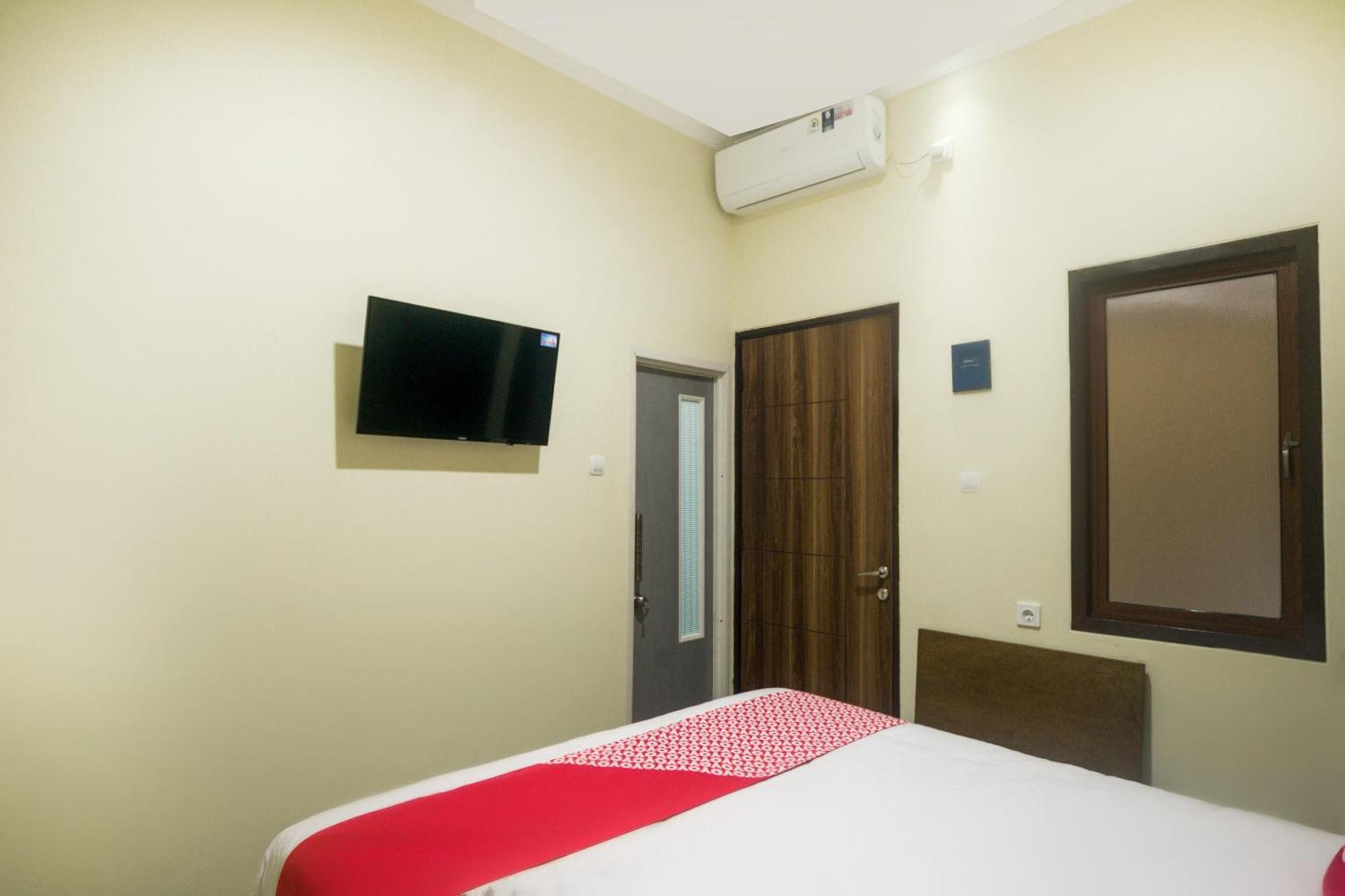 Super Oyo 3354 Homia Residence Mencil Bagian luar foto